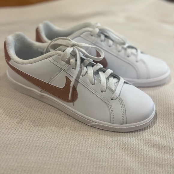 Nike casual sneakers - Picture 4 of 5